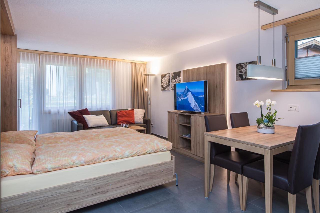 Ferienhaus Felicé Zermatt Esterno foto